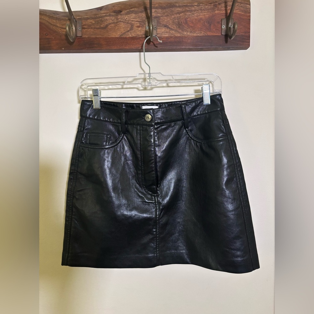 Wilfred black leather skirt - size 8